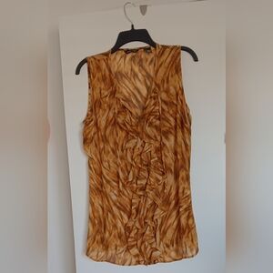 Sleevless Ruffeled Blouse